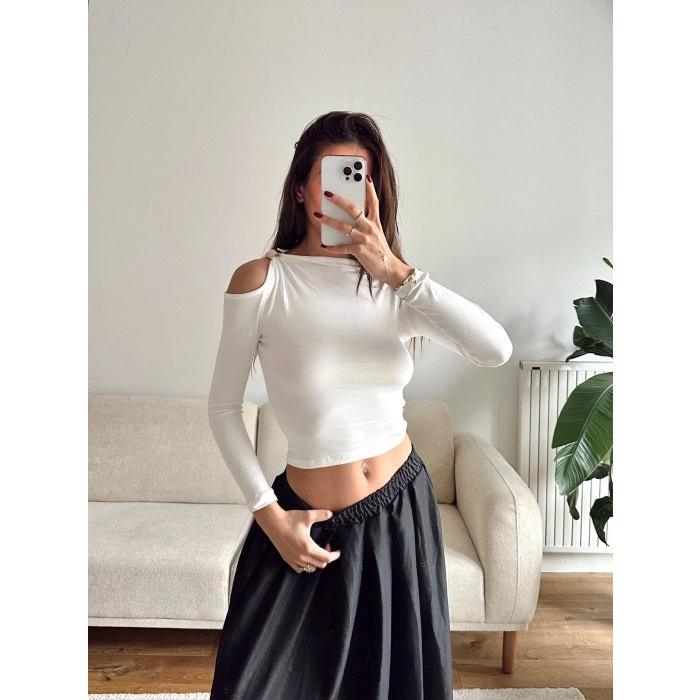 Omuz Aksesuar Crop - BEYAZ