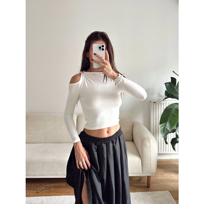Omuz Aksesuar Crop - BEYAZ