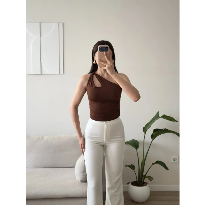 Omuz Burgu Crop - KAHVE