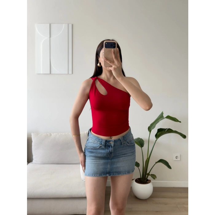 Omuz Burgu Crop - KIRMIZI