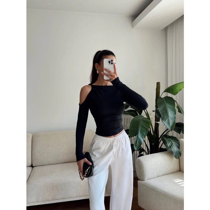 Omuz Burgu Crop - SİYAH