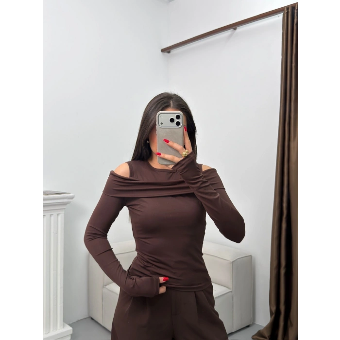 Omuz Damla Madonna Bluz - KAHVE