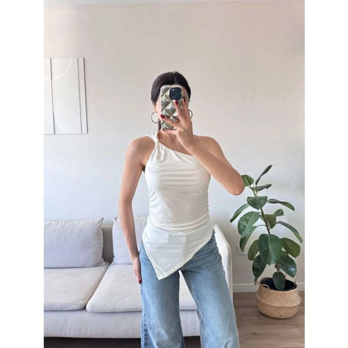 Omuz Dekolte Asimetrik Bluz - BEYAZ