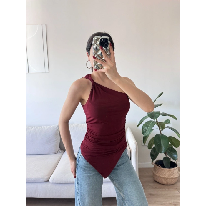 Omuz Dekolte Asimetrik Bluz - BORDO