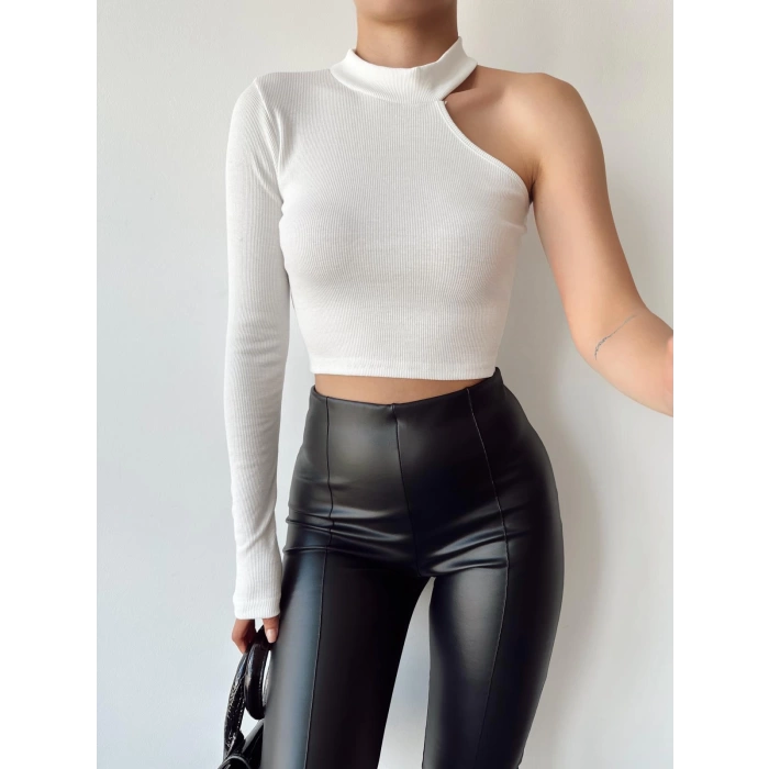 Omuz Detay Boğazlı Crop Bluz-BEYAZ