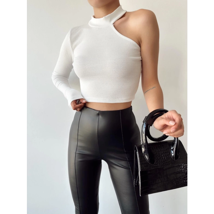 Omuz Detay Boğazlı Crop Bluz-BEYAZ