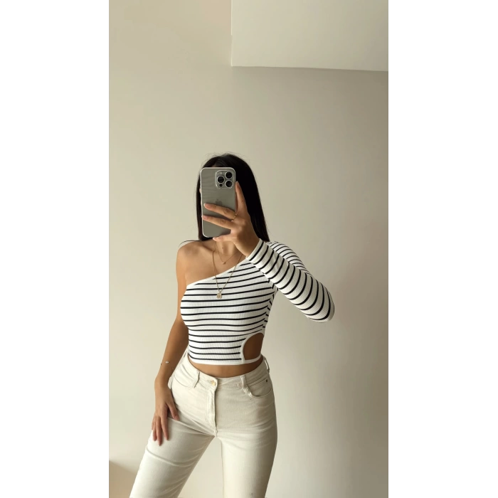 Omuz Ve Bel Detay Çizgili Crop Bluz-BEYAZ