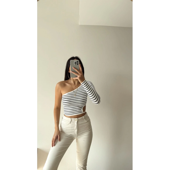 Omuz Ve Bel Detay Çizgili Crop Bluz-BEYAZ