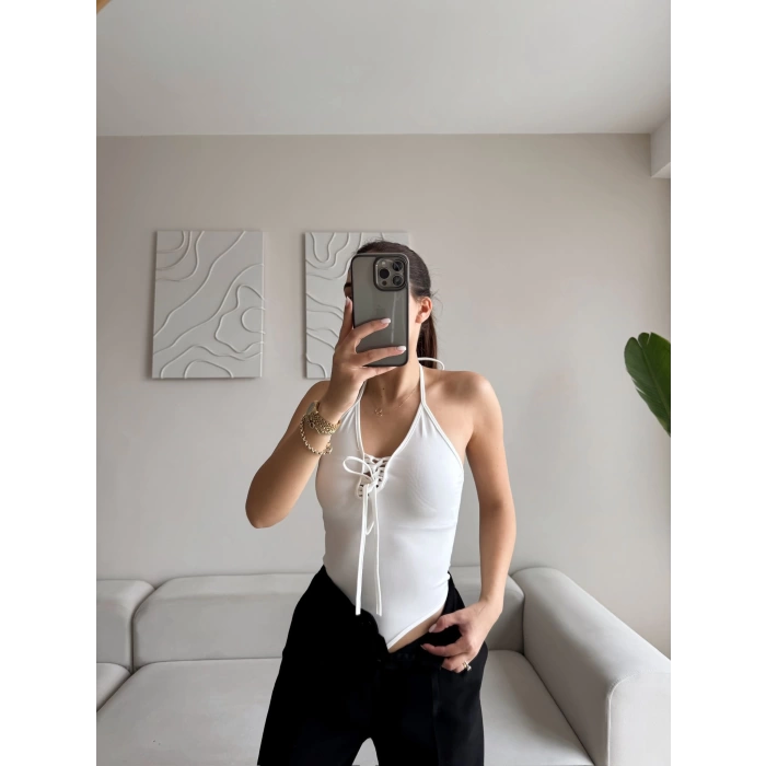 Ön Bağcıklı Boyun Askılı Bodysuit - BEYAZ