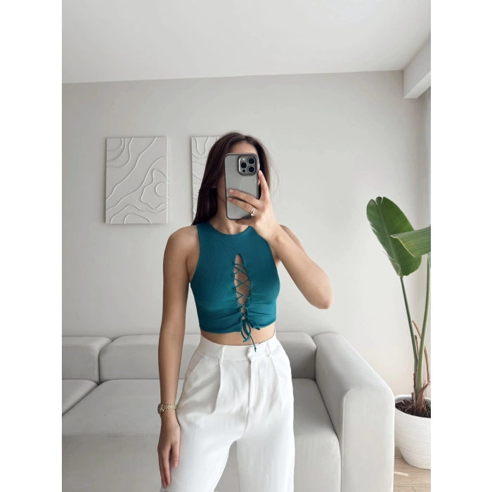 Ön Bağcıklı Kuşgözü Crop - YEŞİL