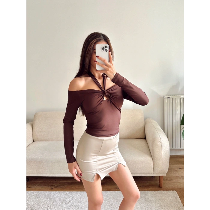 Ön Büzgü Boyun Bağlamalı Crop - KAHVE