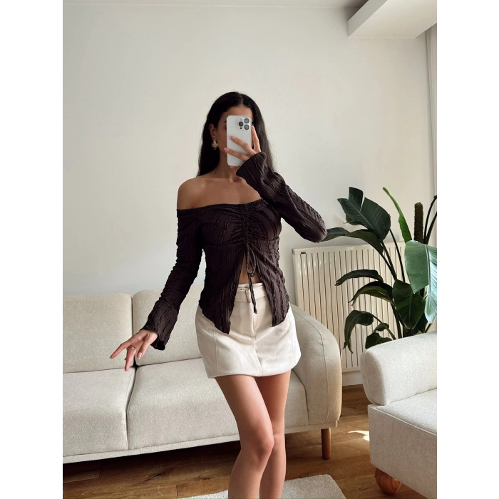 Ön Büzgü Madonna Bluz - KAHVE