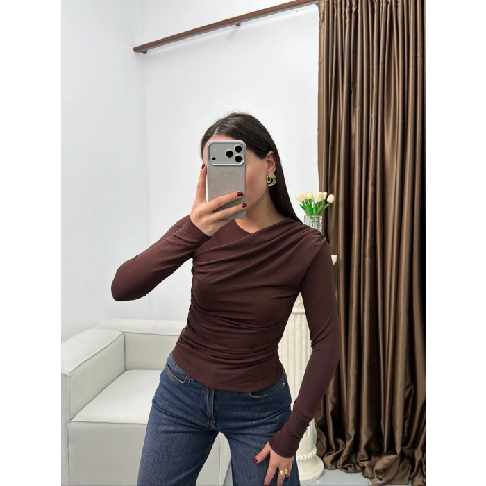 Ön Drapeli Çift Kat Bluz - KAHVE