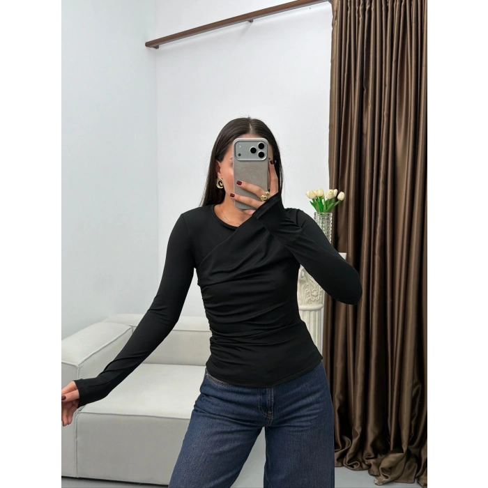 Ön Drapeli Çift Kat Bluz - SİYAH