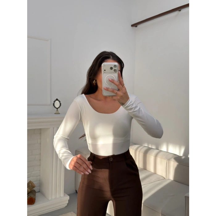 Oval Yaka Bodysuit - BEYAZ