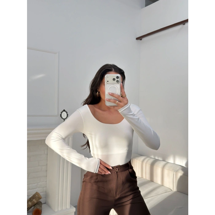 Oval Yaka Bodysuit - BEYAZ