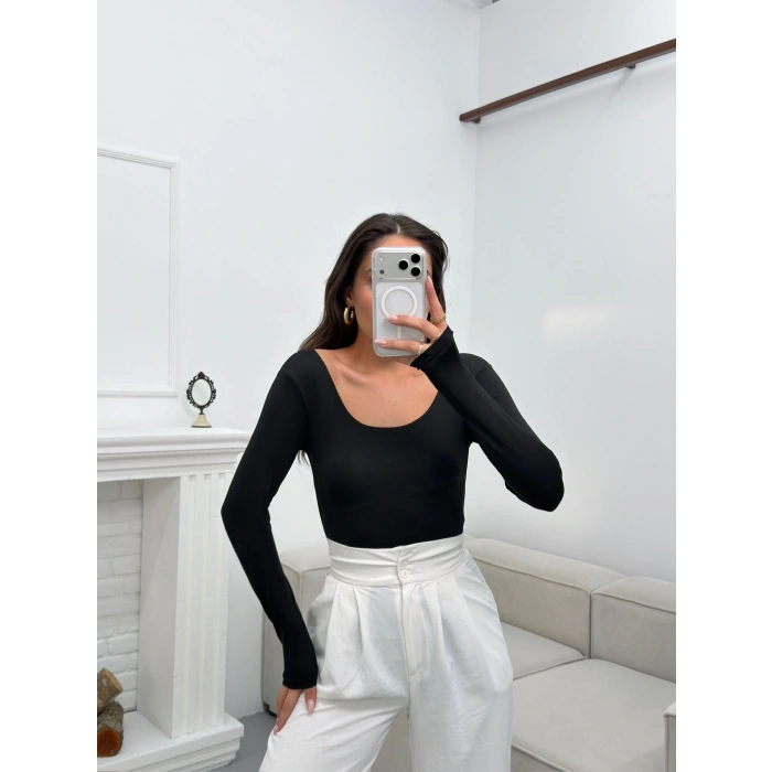 Oval Yaka Bodysuit - SİYAH