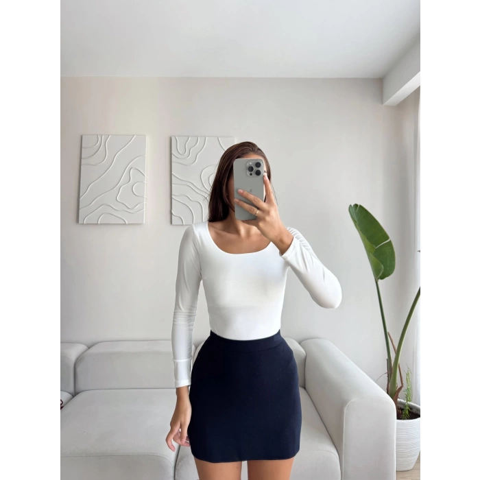 Oval Yaka Çift Kat Crop - BEYAZ