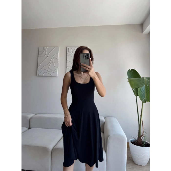Oval Yaka Ribana Fit Elbise - SİYAH
