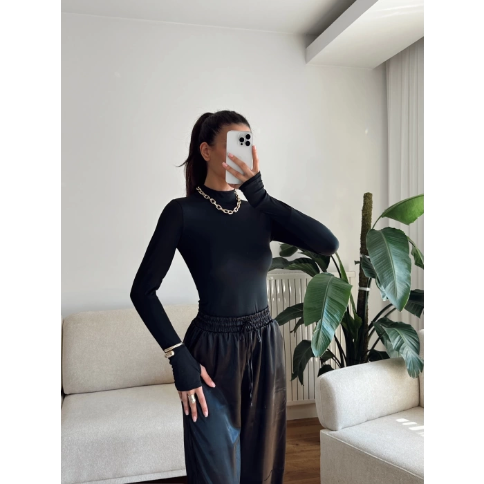 Parmak Geçmeli Balıkçı Bodysuit - SİYAH