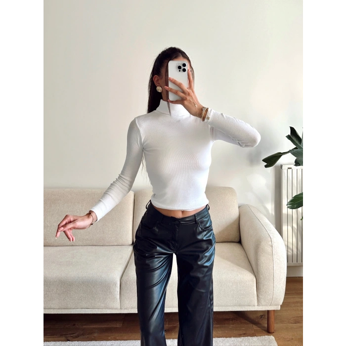 Parmak Geçmeli Balıkçı Crop - BEYAZ