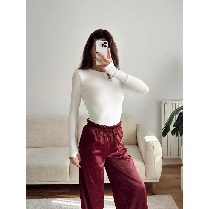 Parmak Geçmeli Basic Crop - BEYAZ