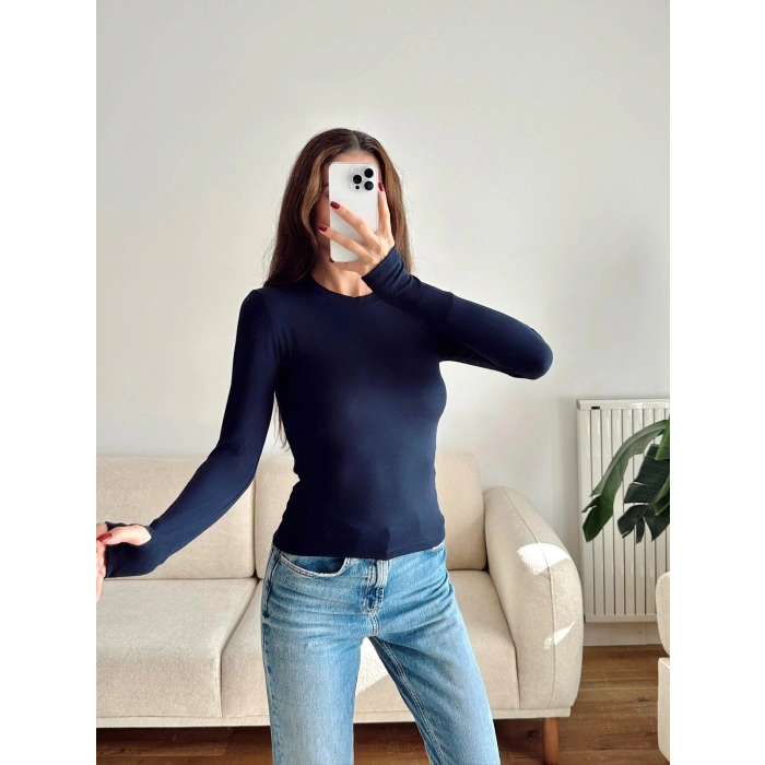 Parmak Geçmeli Basic Crop - LACİVERT