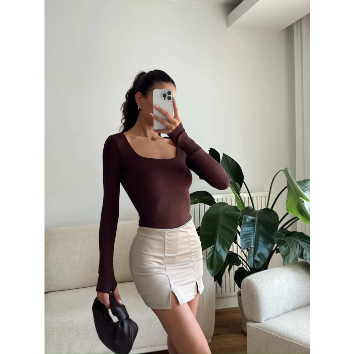 Parmak Geçmeli Kare Yaka Crop - KAHVE