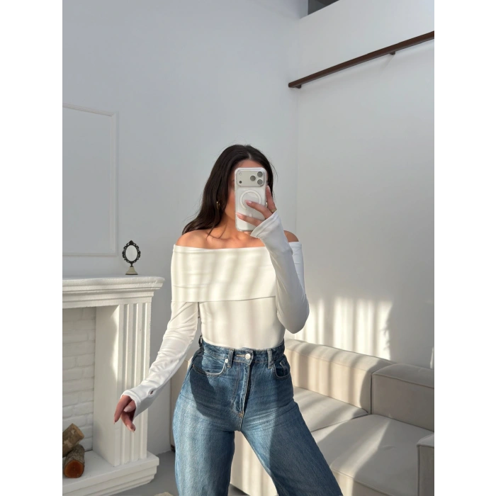 Parmak Geçmeli Madonna Bodysuit - BEYAZ