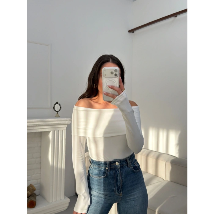 Parmak Geçmeli Madonna Bodysuit - BEYAZ