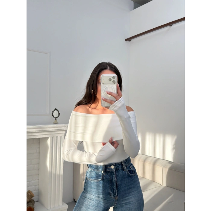 Parmak Geçmeli Madonna Bodysuit - BEYAZ