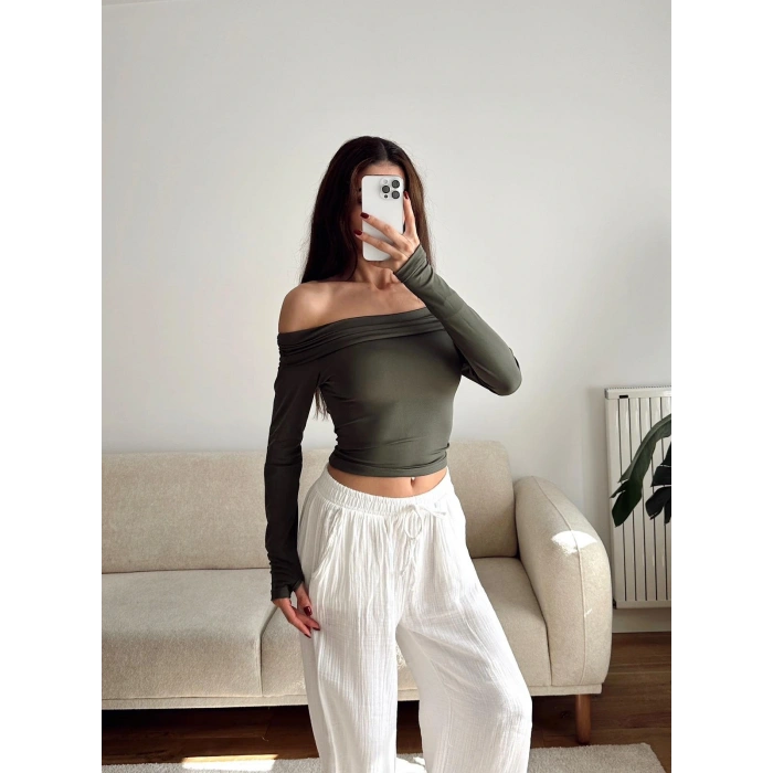 Parmak Geçmeli Madonna Crop - HAKİ