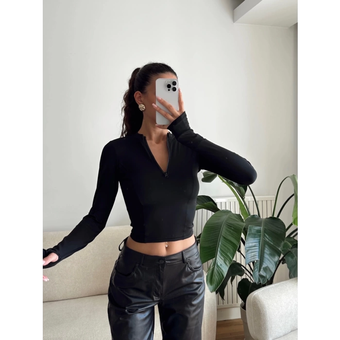 Parmak Germeli Fermuar Crop - SİYAH