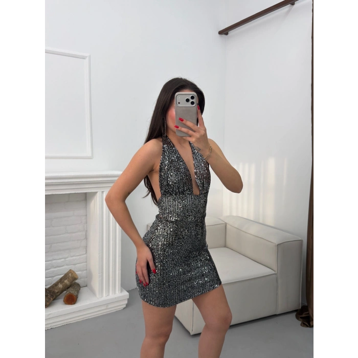 Payetli Sırt Detay Fit Elbise - GÜMÜŞ