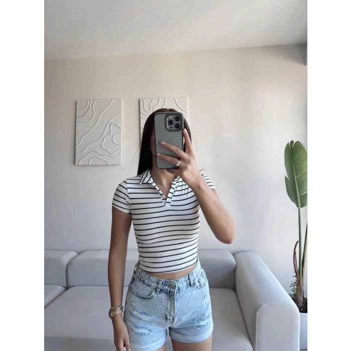 Polo Yaka Çizgili Crop - BEYAZ
