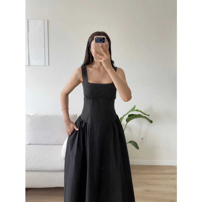 Poplin Kare Yaka Prenses Elbise - SİYAH