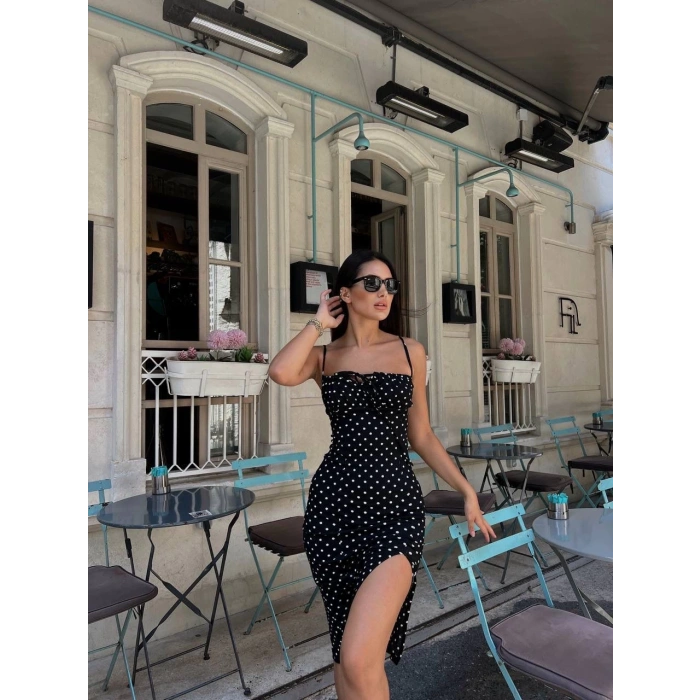 Puantiyeli Bürümcük Yırtmaçlı Elbise