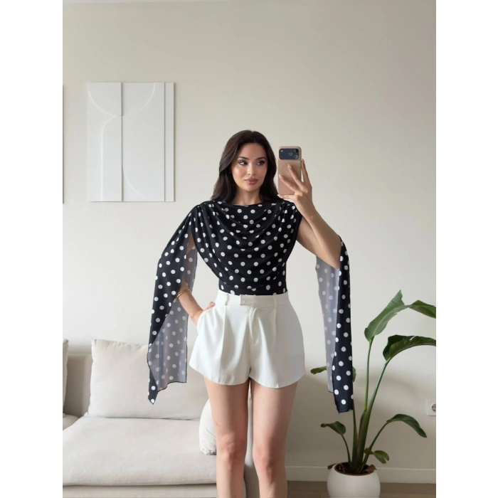 Puantiyeli Drapeli Pelerin Bodysuit - SİYAH