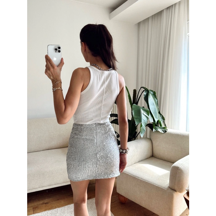 Pul Payetli Yırtmaçlı Mini Etek - GÜMÜŞ
