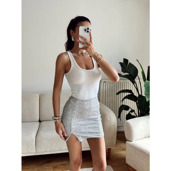 Pul Payetli Yırtmaçlı Mini Etek - GÜMÜŞ