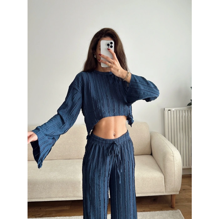 Salaş Crop & Pantolon Takım - LACİVERT