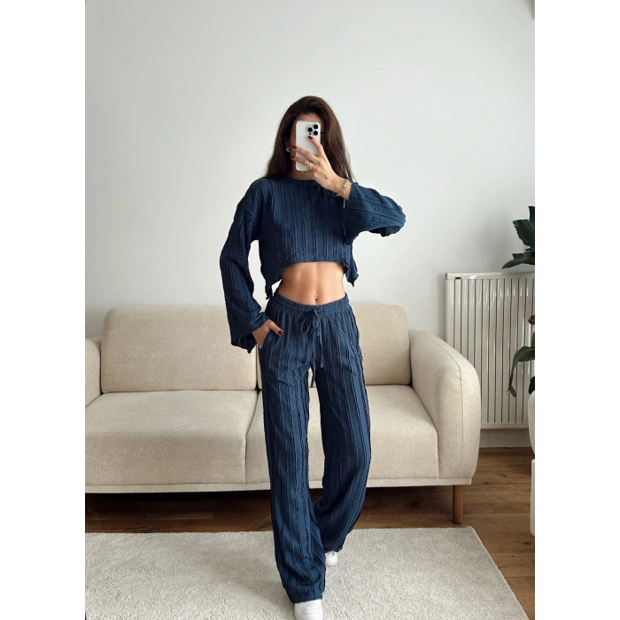 Salaş Crop & Pantolon Takım - LACİVERT