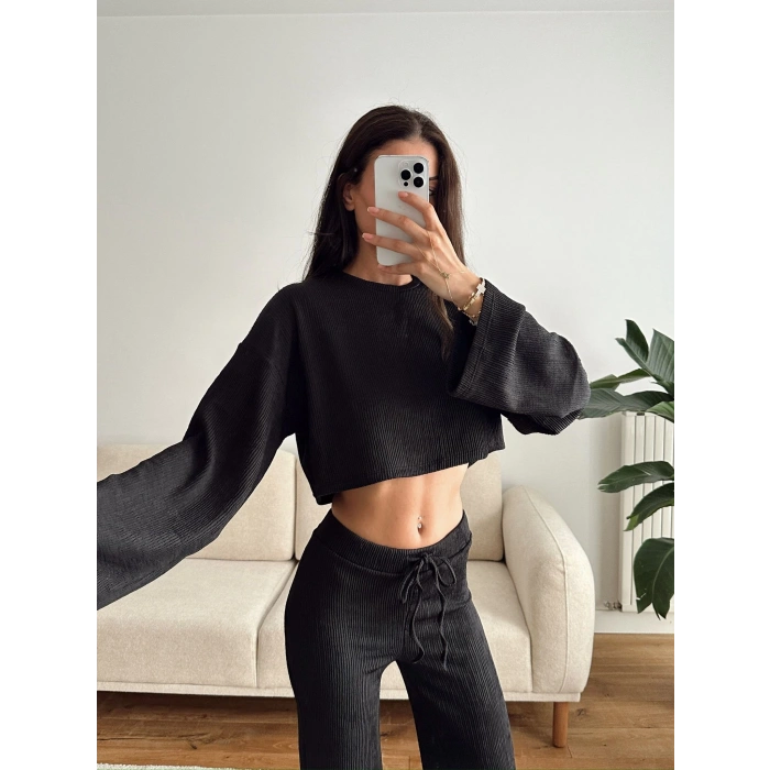 Salaş Crop & Pantolon Takım - SİYAH