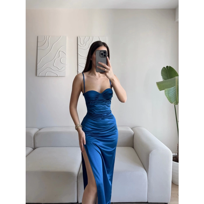 Saten Derin Yırtmaç Elbise - SAKS MAVİSİ