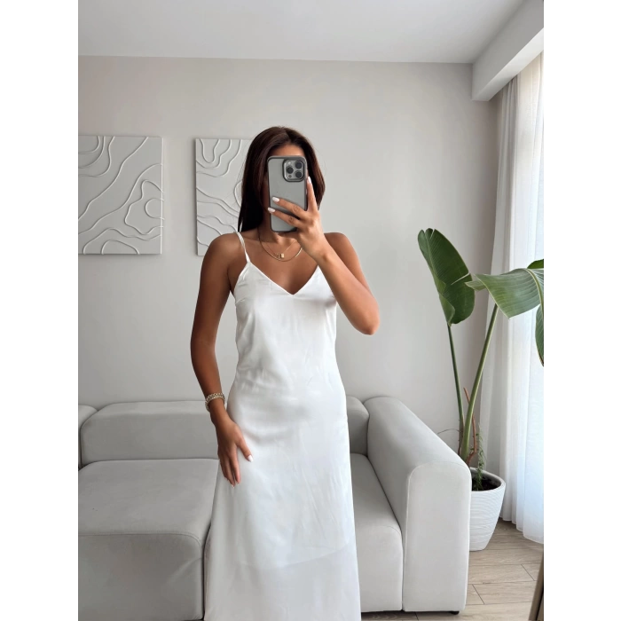 Saten Sırt Dekolte Askılı Elbise - BEYAZ