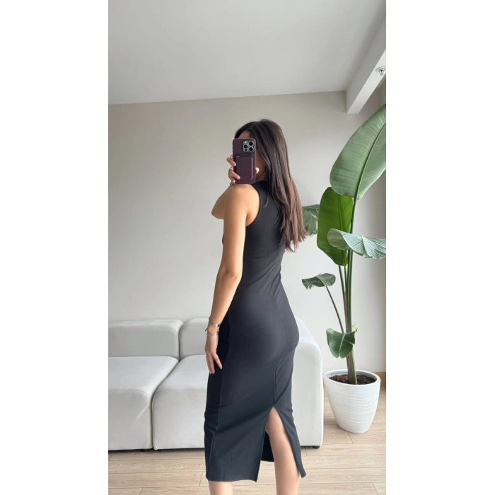 Şerit Detay Arkası Yırtmaç Uzun Elbise