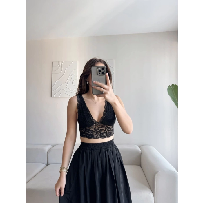 Sırt Dekolte Dantelli Bralet - SİYAH