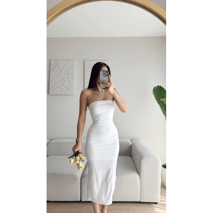 Straplez Arkası Yırtmaçlı Elbise - BEYAZ