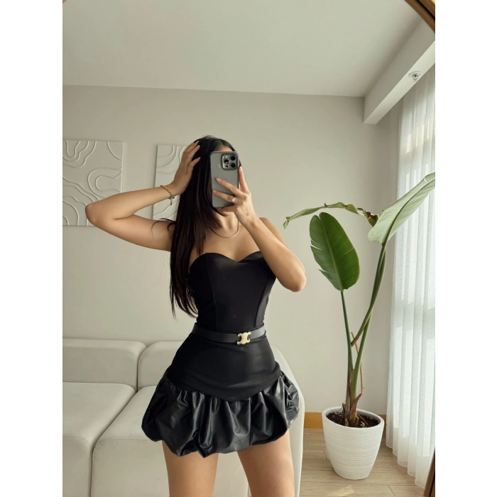 Straplez Balon Etek Kemerli Elbise - SİYAH