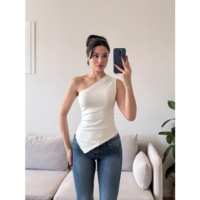 Tek Omuz Asimetrik Bluz - BEYAZ